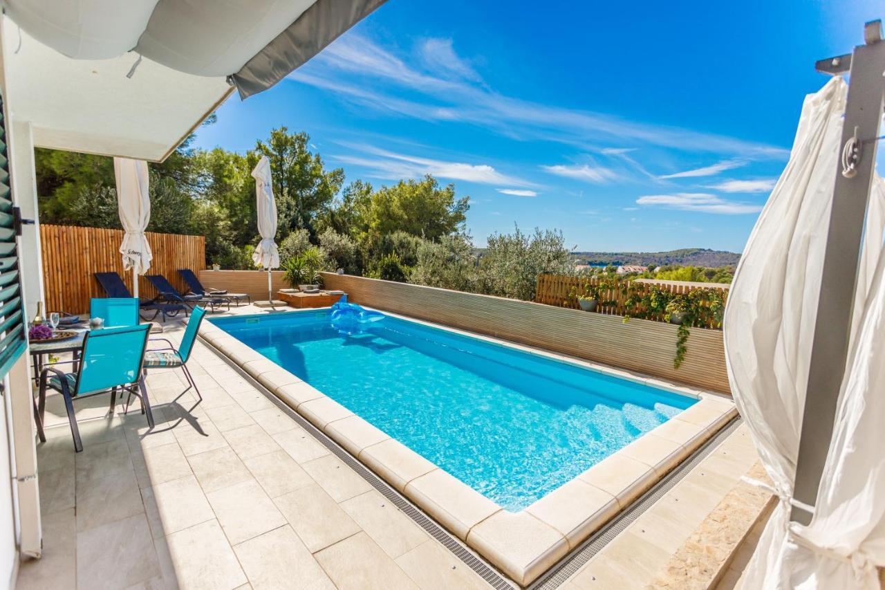 Nono Jure , Private Pool & Sauna Milna  Exterior foto